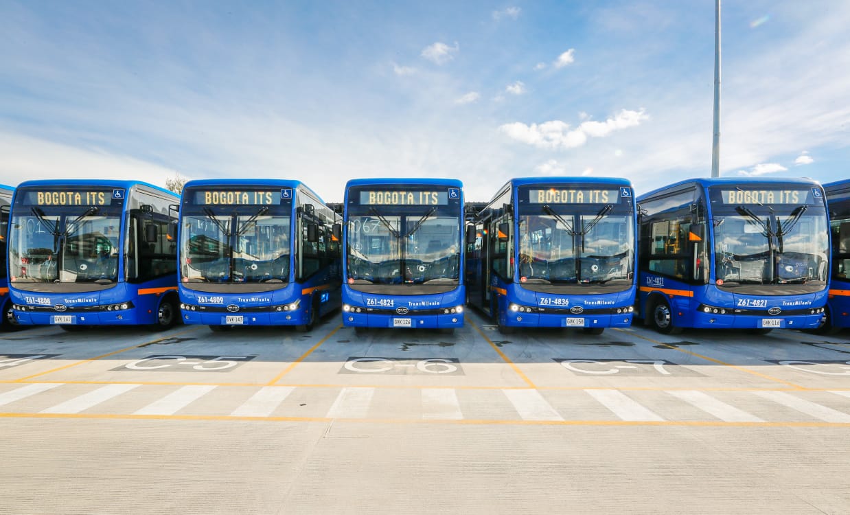 Byd Entrega La Flota De Buses Eléctricos Más Grande De Colombia Byd Colombia 1123